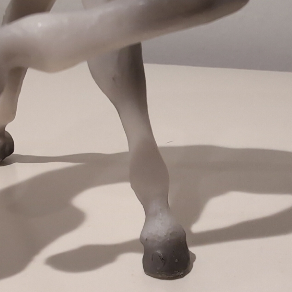 Breyer Scratching Foal - Picture 12 of 12